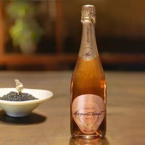 Champagne Cuvée Fleur de Flo Rosé Brut Marguerite Guyot 75cl ambientata